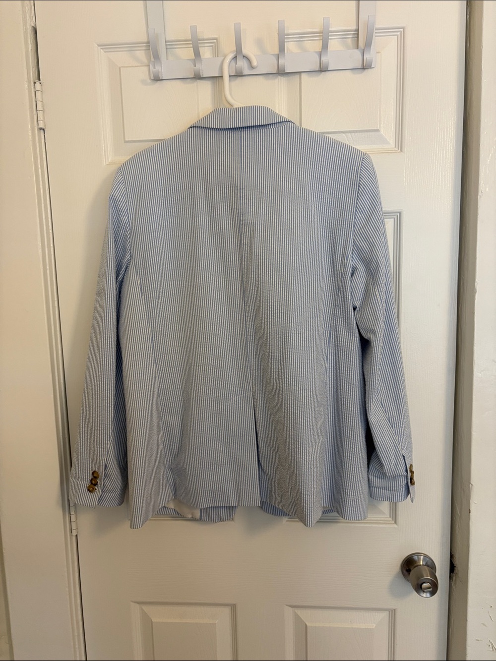 LOFT Light Blue Seersucker Blazer - Picture 4 of 5